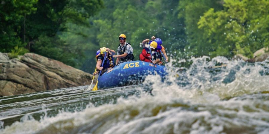 3 Reasons to Experience Spring Rafting On The New River Gorge