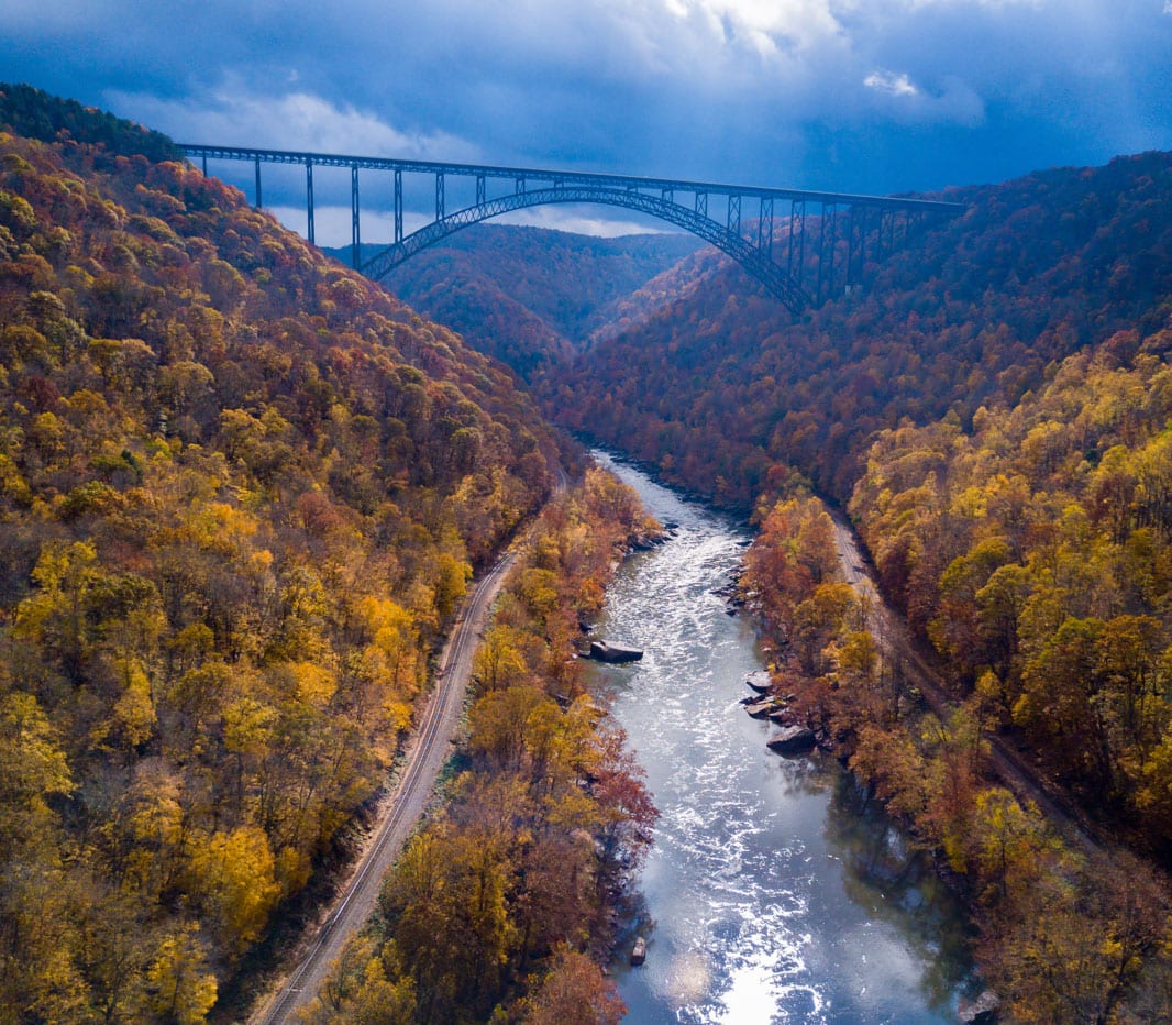 A view from above of the white water rafting stretch in the New River Gorge of West Virginia with ACE Adventure Resort.