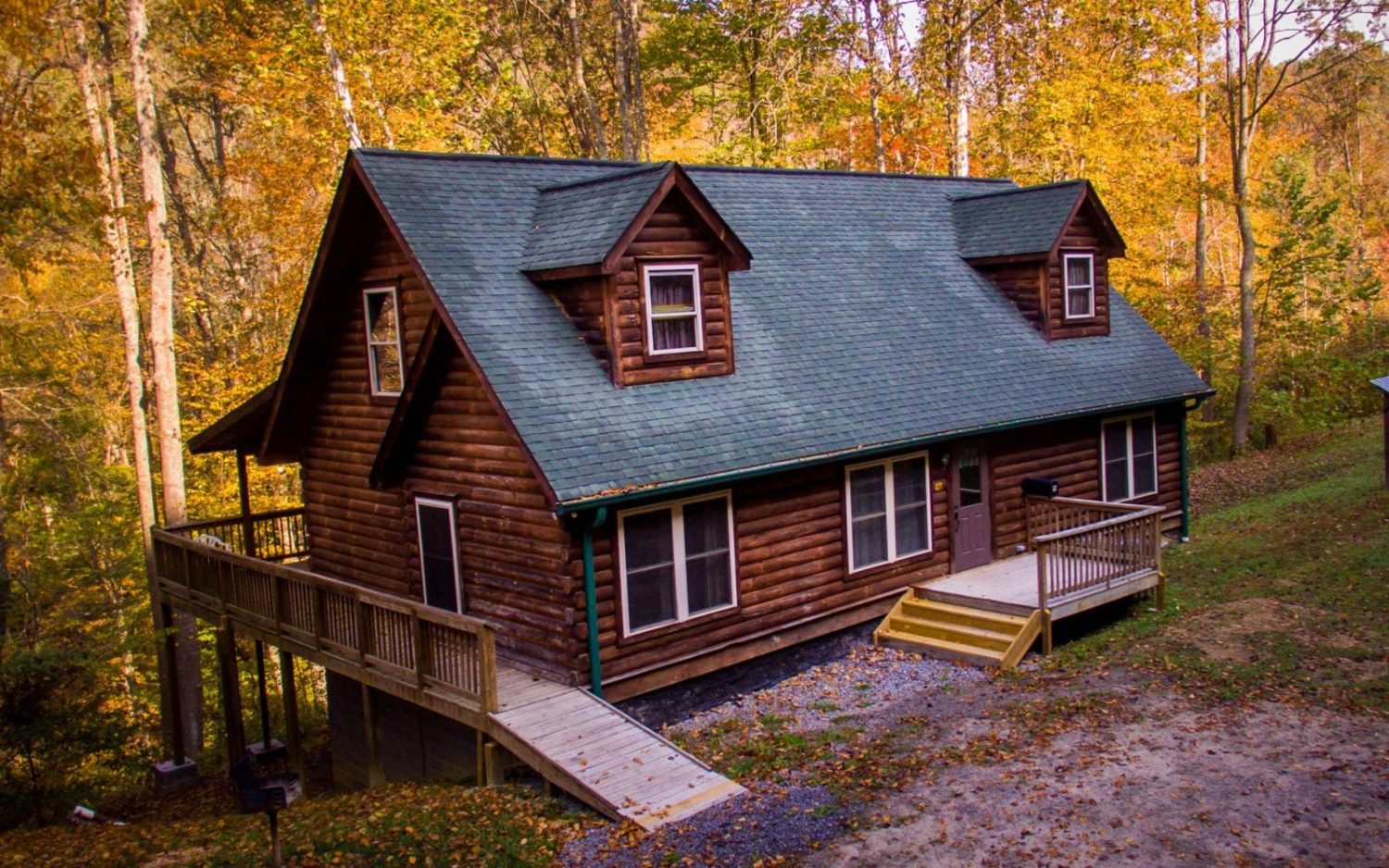 Grey Fox Log Home