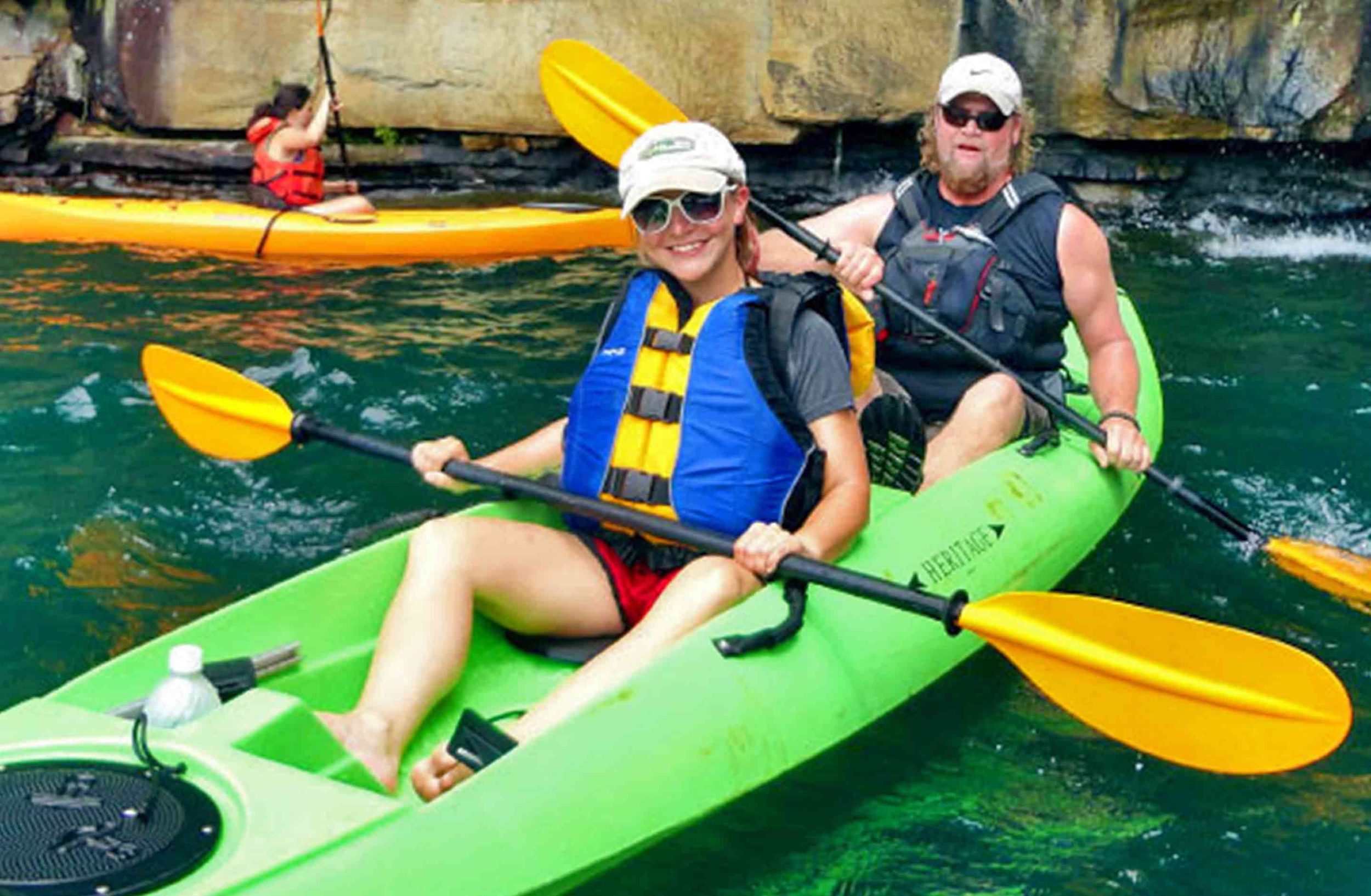 kayak travel group