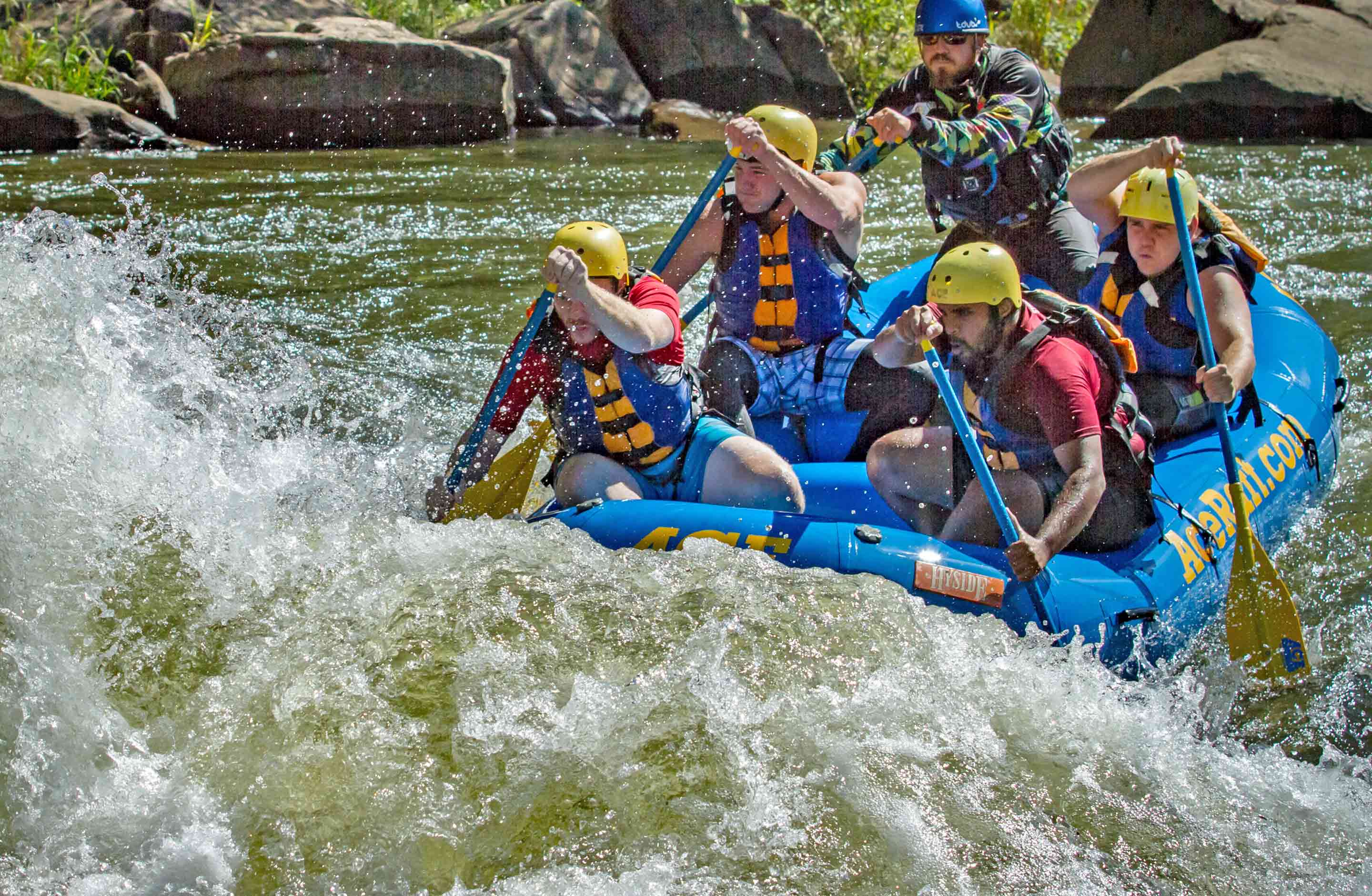 What to Wear Whitewater Rafting