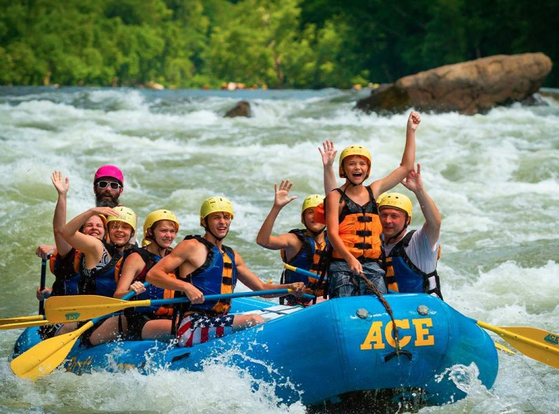 Group rafting the lower new river, American river rafting at it finest