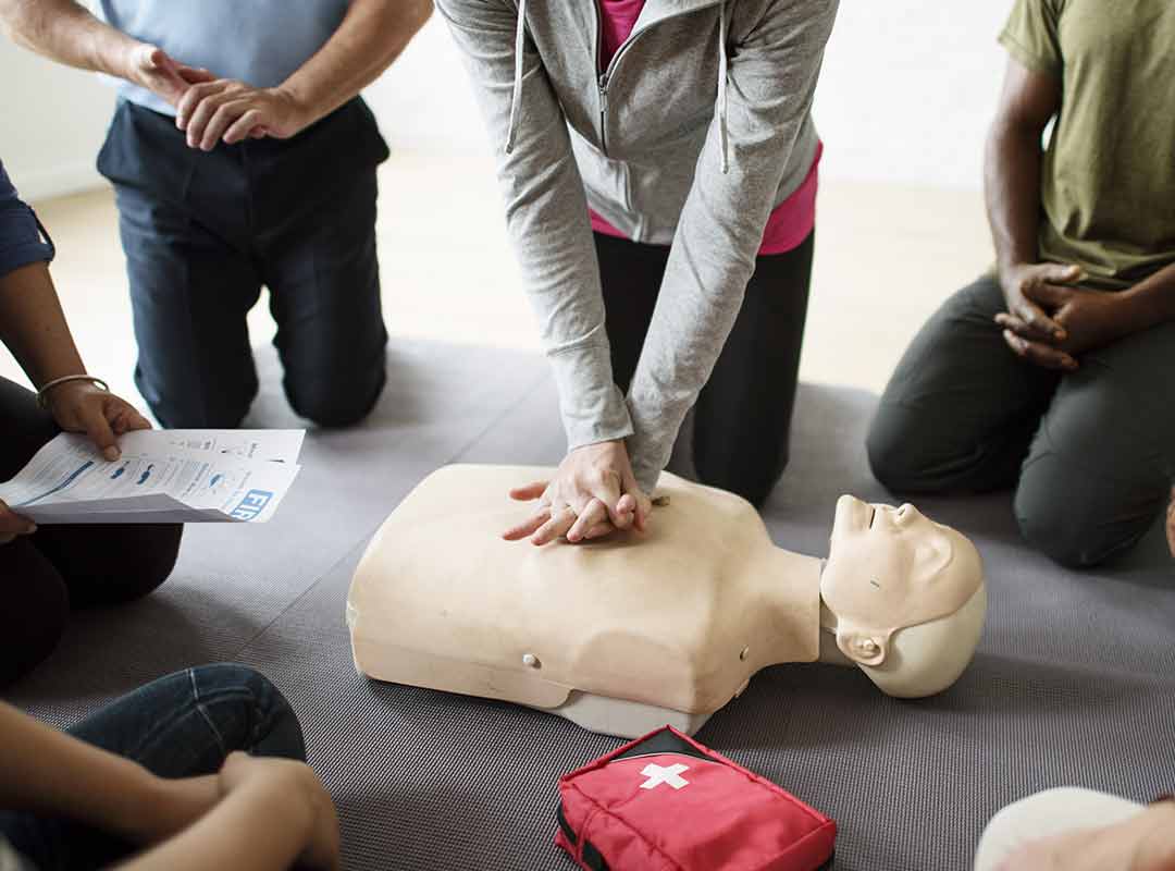 1 Day First Aid And CPR Training